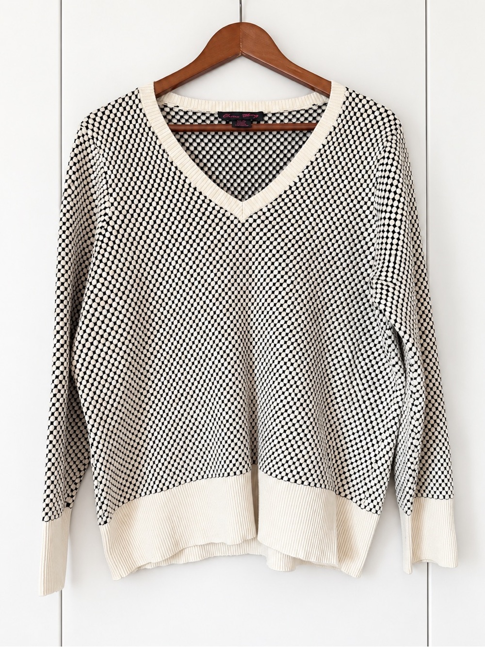 Elena Wang Black & Cream Textured V-Neck Sweater XL
